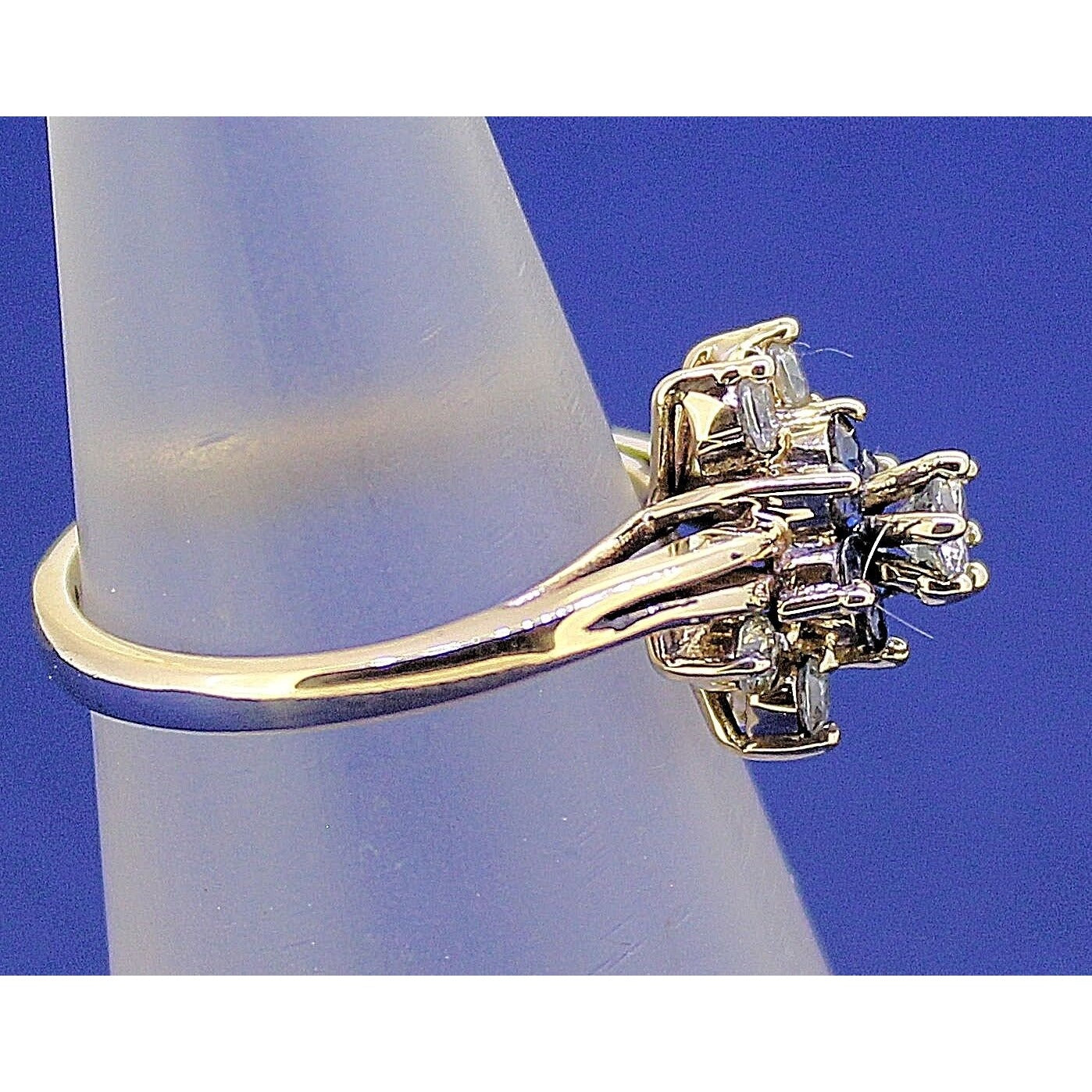 14K Yellow Gold Cubic Zirconia & Sapphire Floral Accent Ring Size 6.25