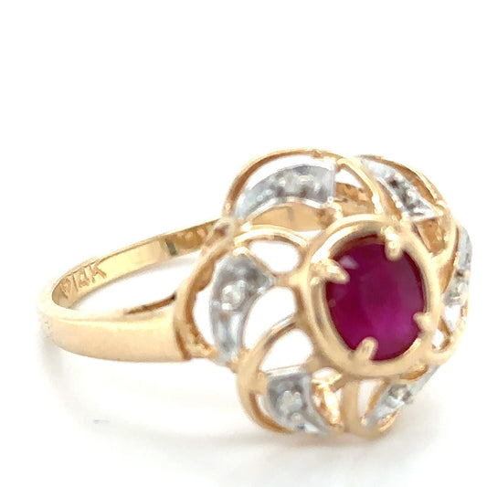 14K Yellow Gold Diamond & Ruby Ring 2.4g Size 6.75