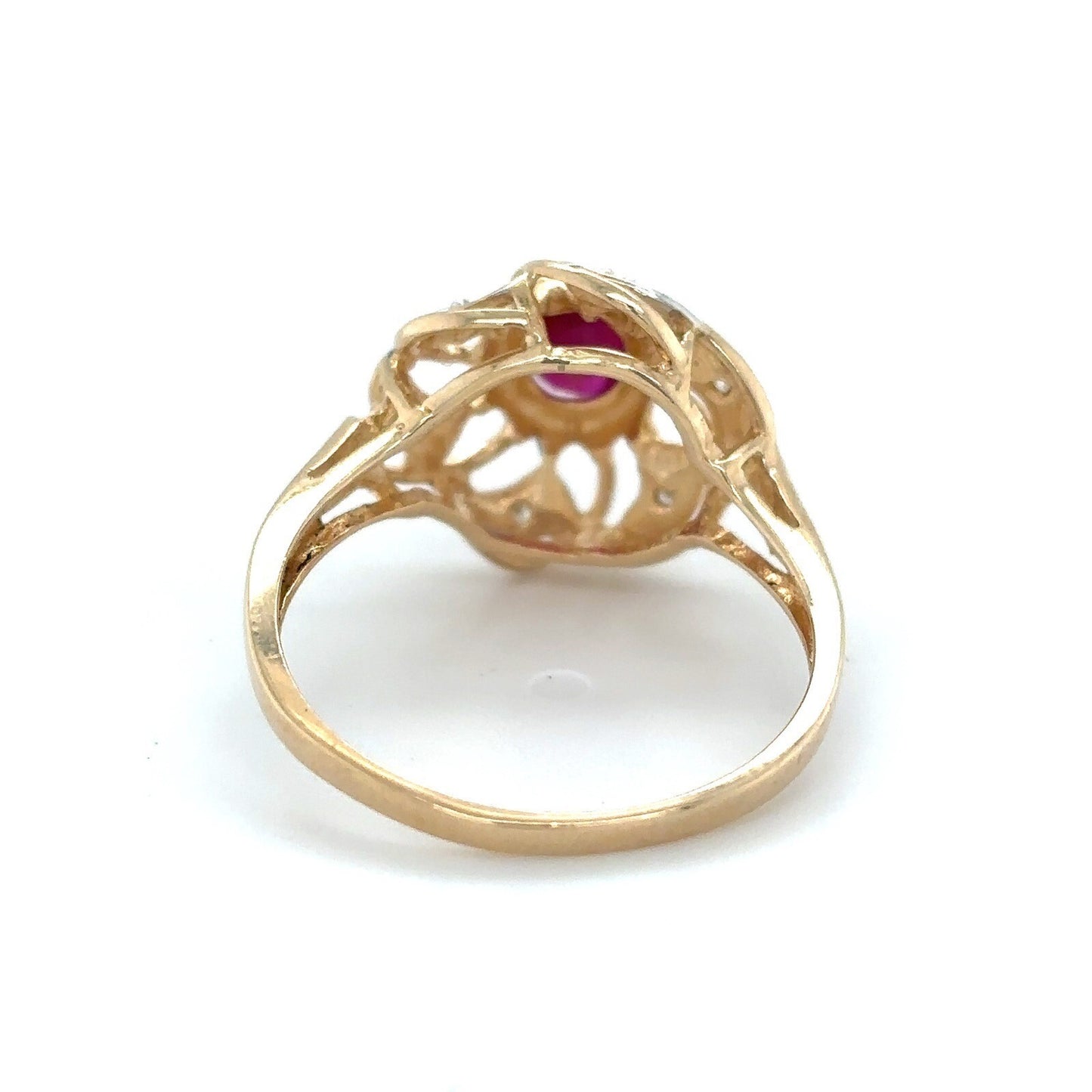 14K Yellow Gold Diamond & Ruby Ring 2.4g Size 6.75