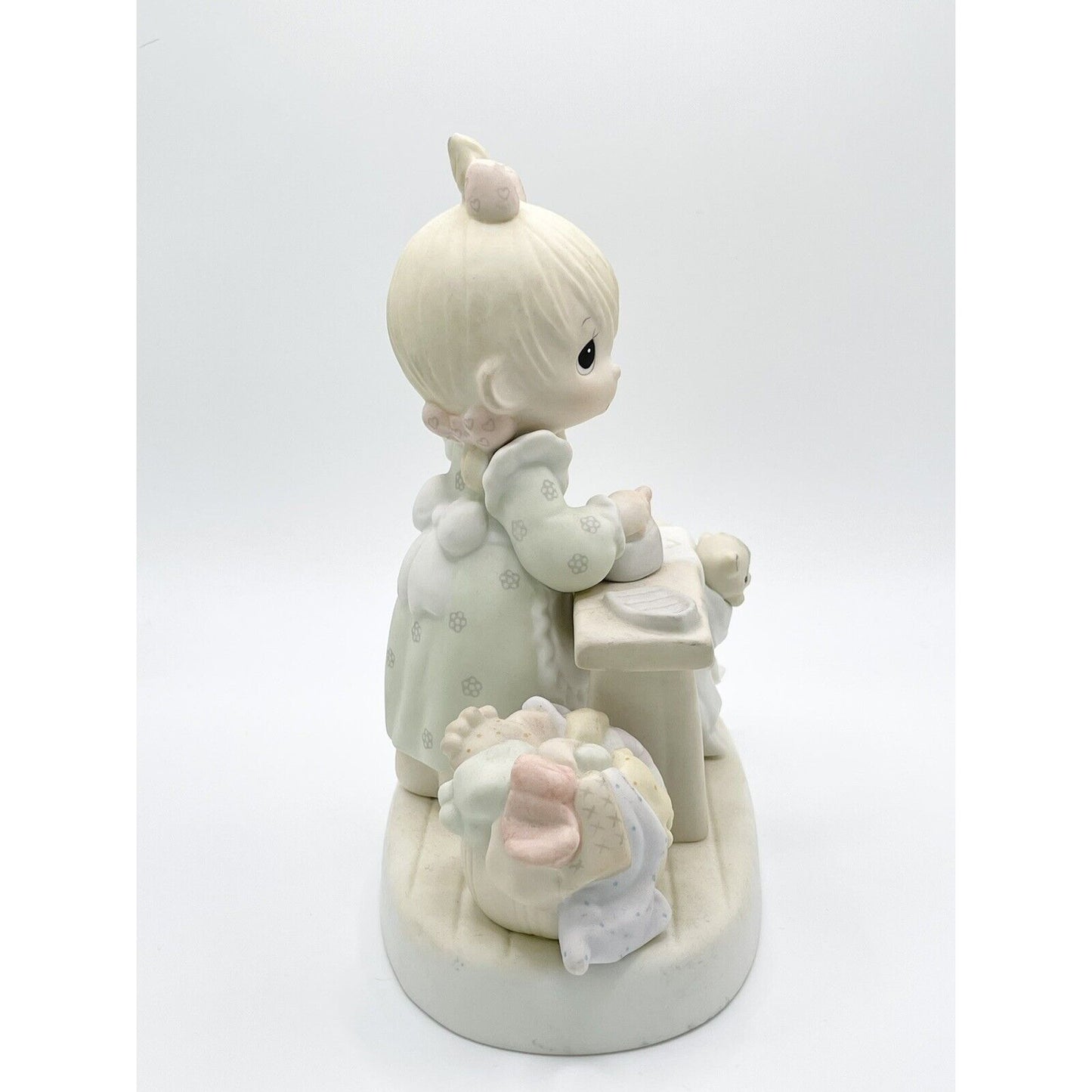 Precious Moments 1982 Press On Figurine E-9265