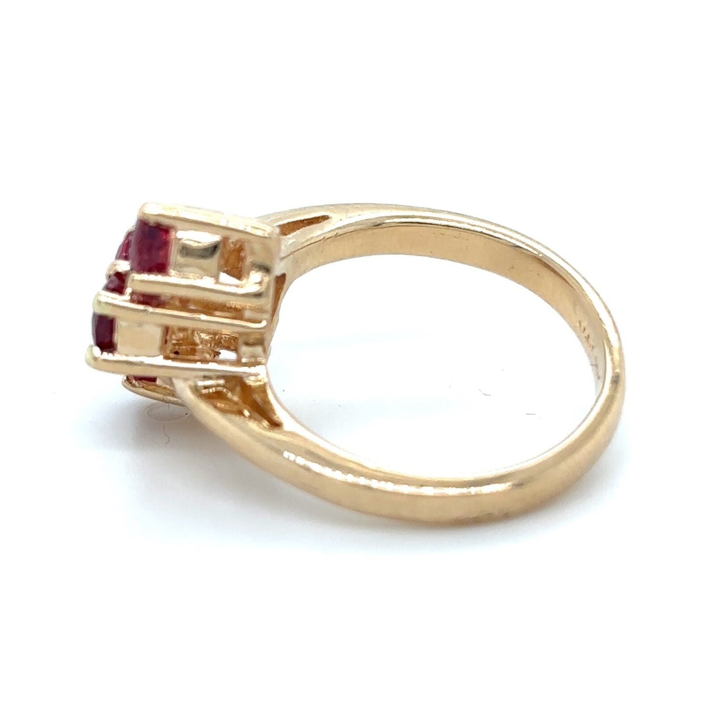 14K Yellow Gold Ruby Ring 4.4g Size 4.5
