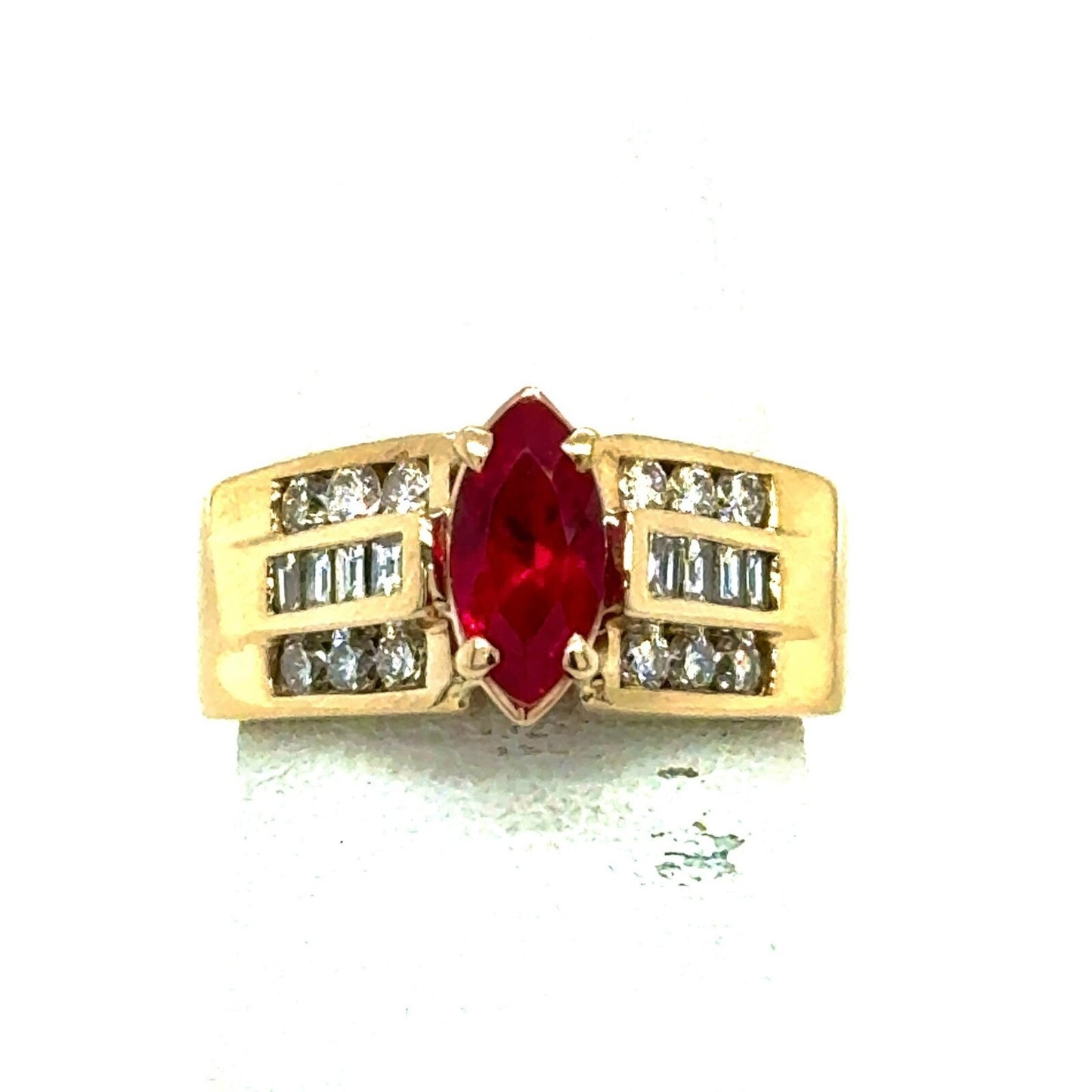 1.25ctw Ruby & Diamond 14k Yellow Gold Ring 7.9g Size 6.25