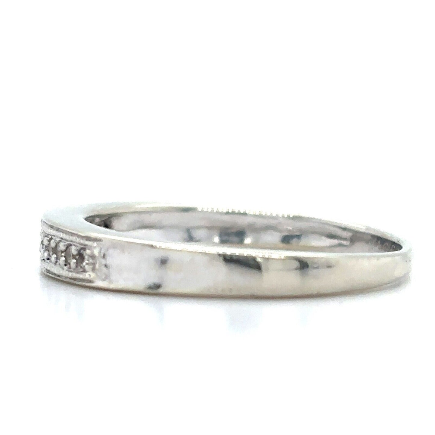 10k White Gold 1/7ctw Diamond Size 5.5 Wedding Band 1.9g