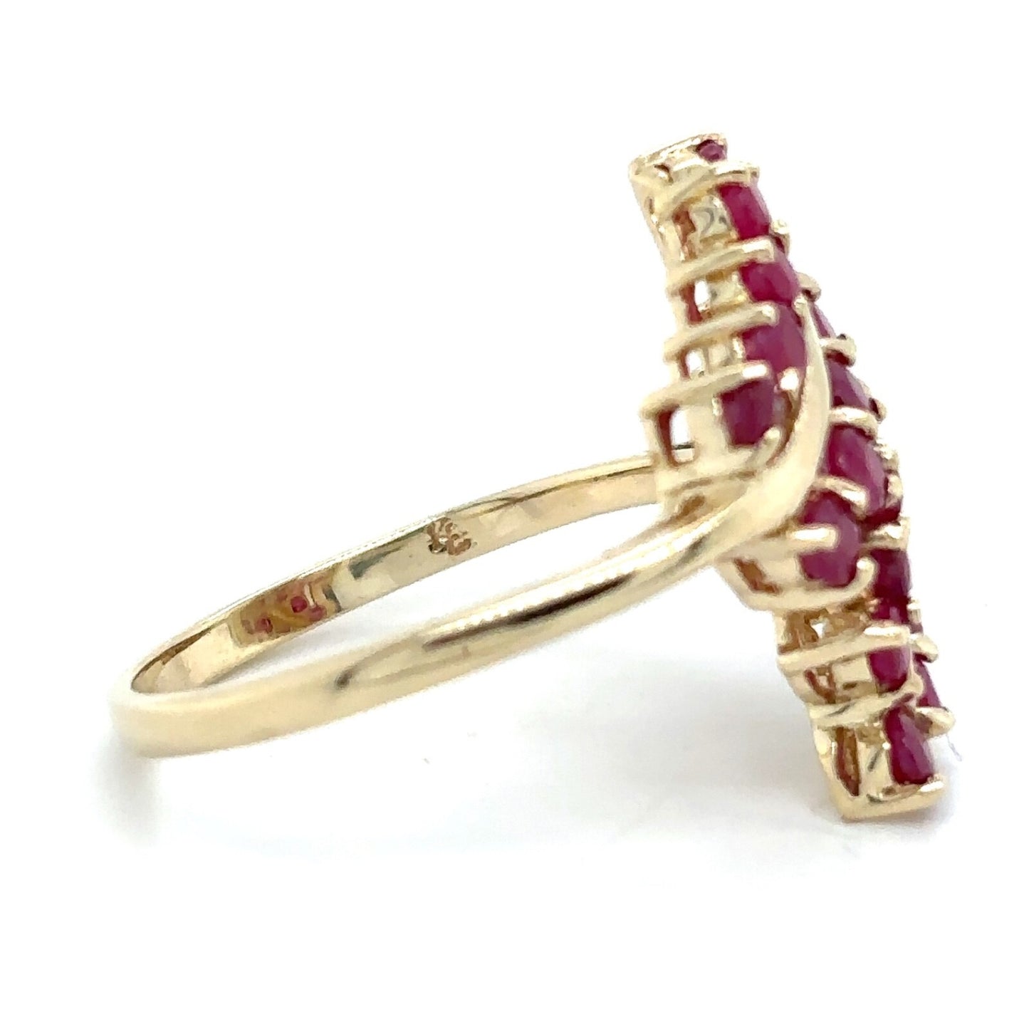 10k Yellow Gold Ruby Cluster Ring 3.9g Size 9.75