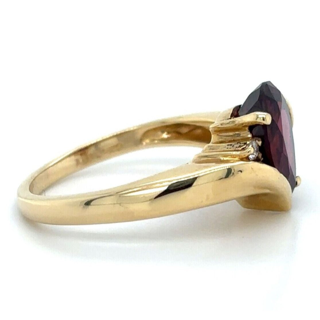 14k Yellow Gold Amethyst Solitaire Size 6.25 Ring with Diamond Accents 4.0g