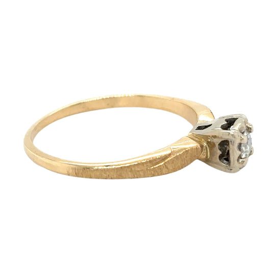14k Yellow Gold 1/10ctw Diamond Size 6.75 Ring 1.9g