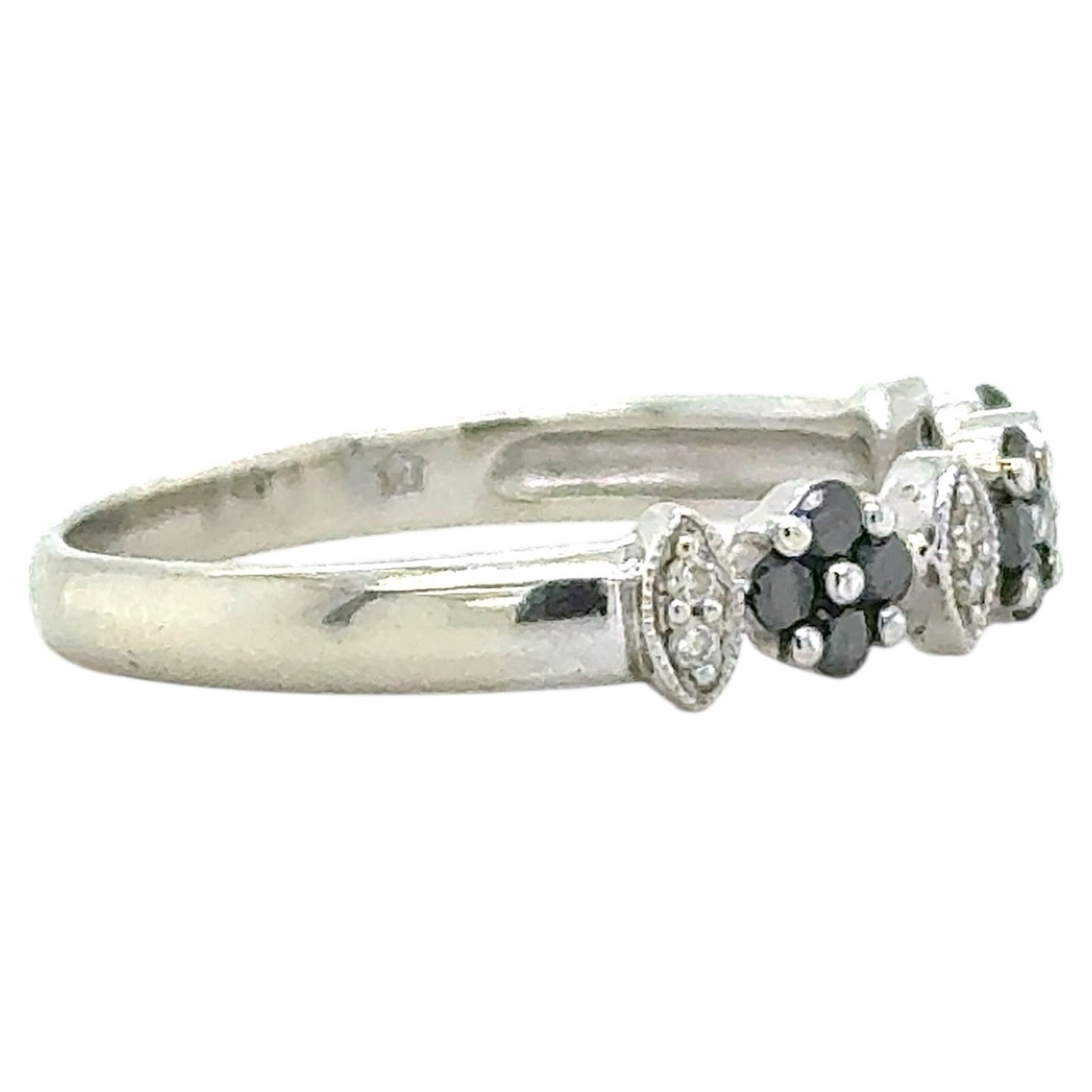 1/4ctw Black and White Diamond 14k White Gold Floral Ring 2.4g Size 9.5
