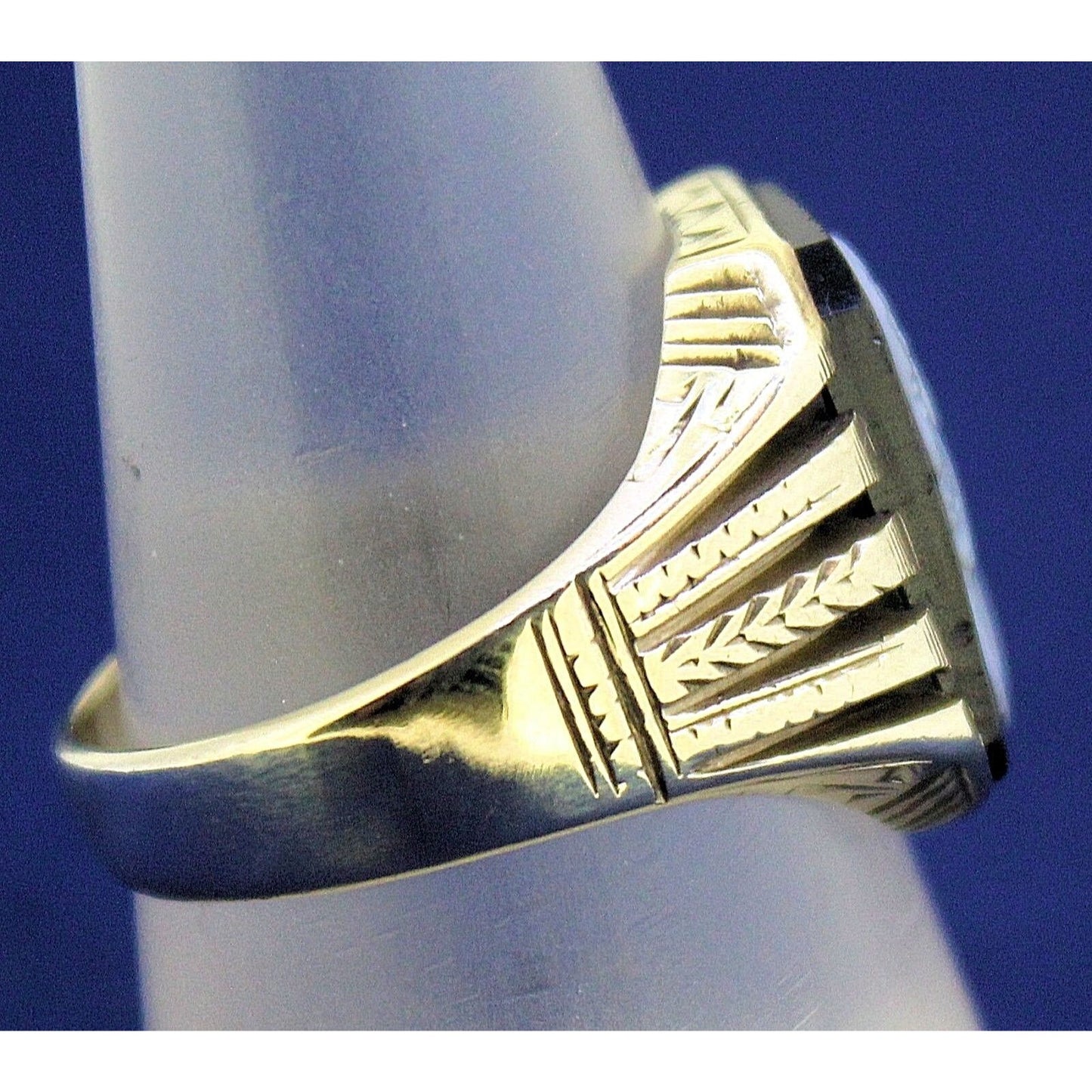 Black Cameo 10k Yellow Gold Size 10 Ring 7.6g