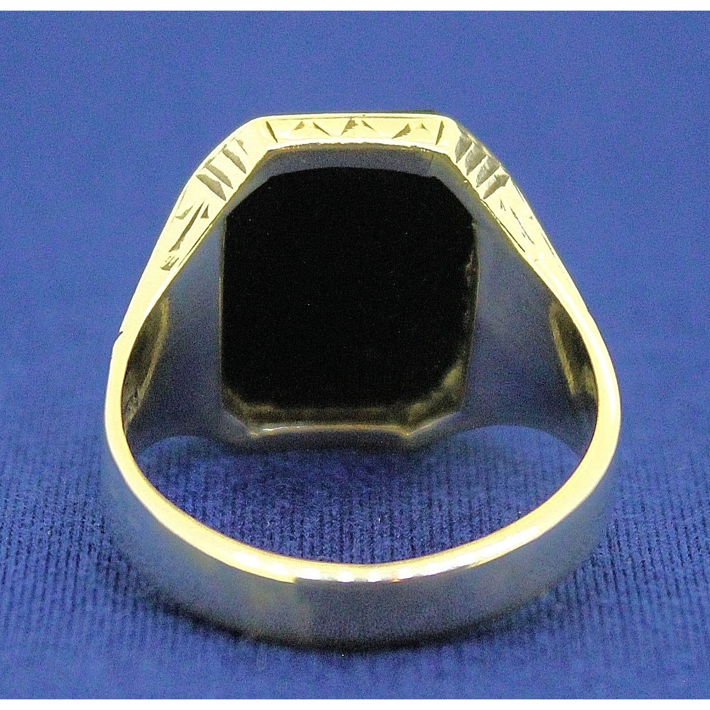 Black Cameo 10k Yellow Gold Size 10 Ring 7.6g