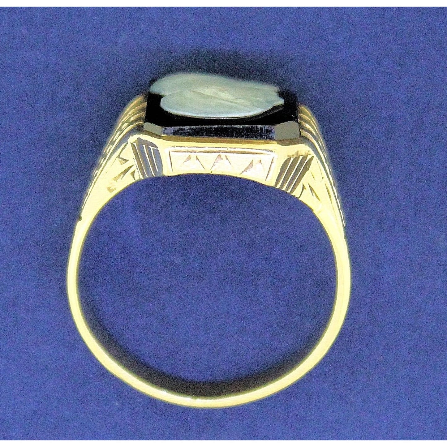 Black Cameo 10k Yellow Gold Size 10 Ring 7.6g