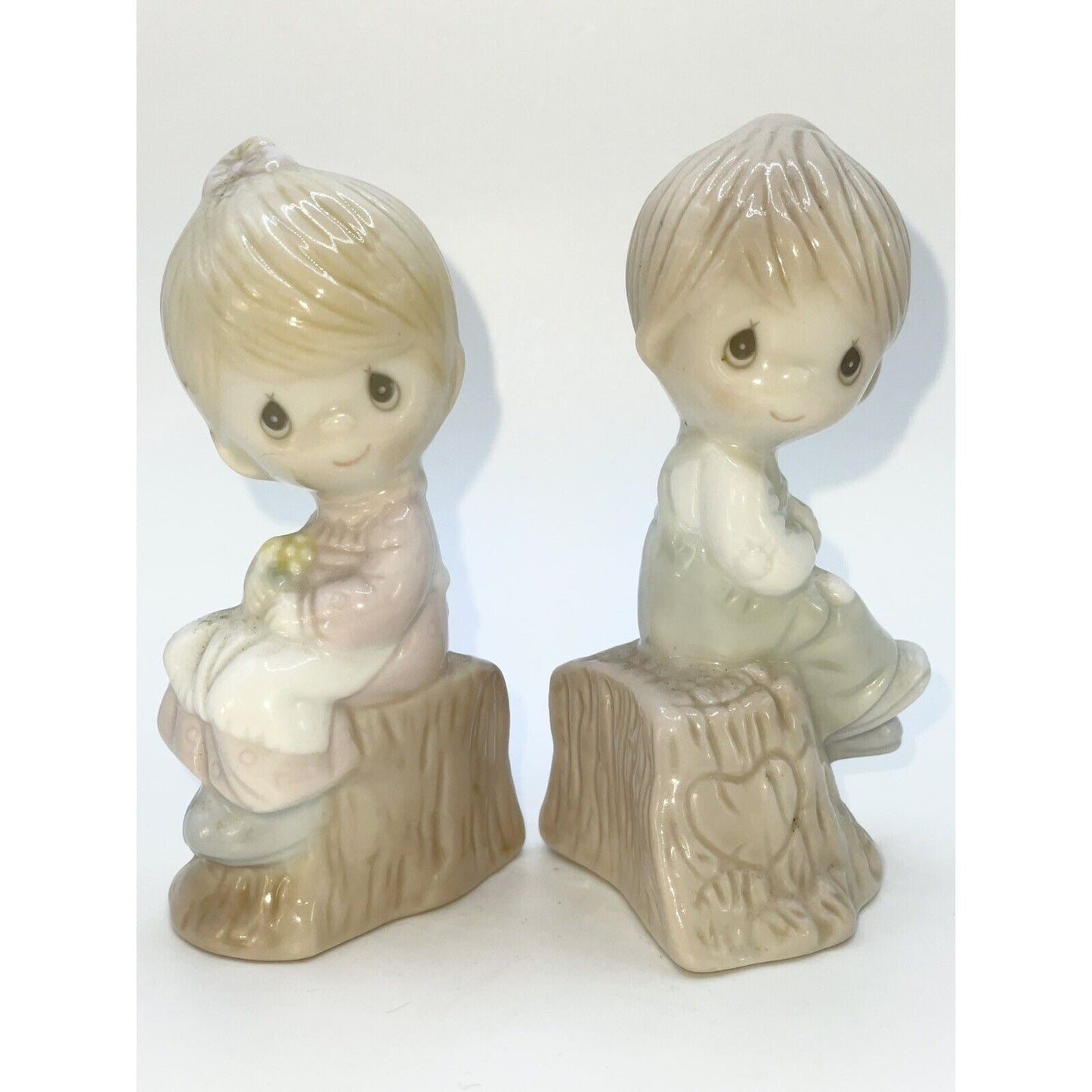 Precious Moments 1993 Boy & Girl Salt & Pepper Shakers Figurine