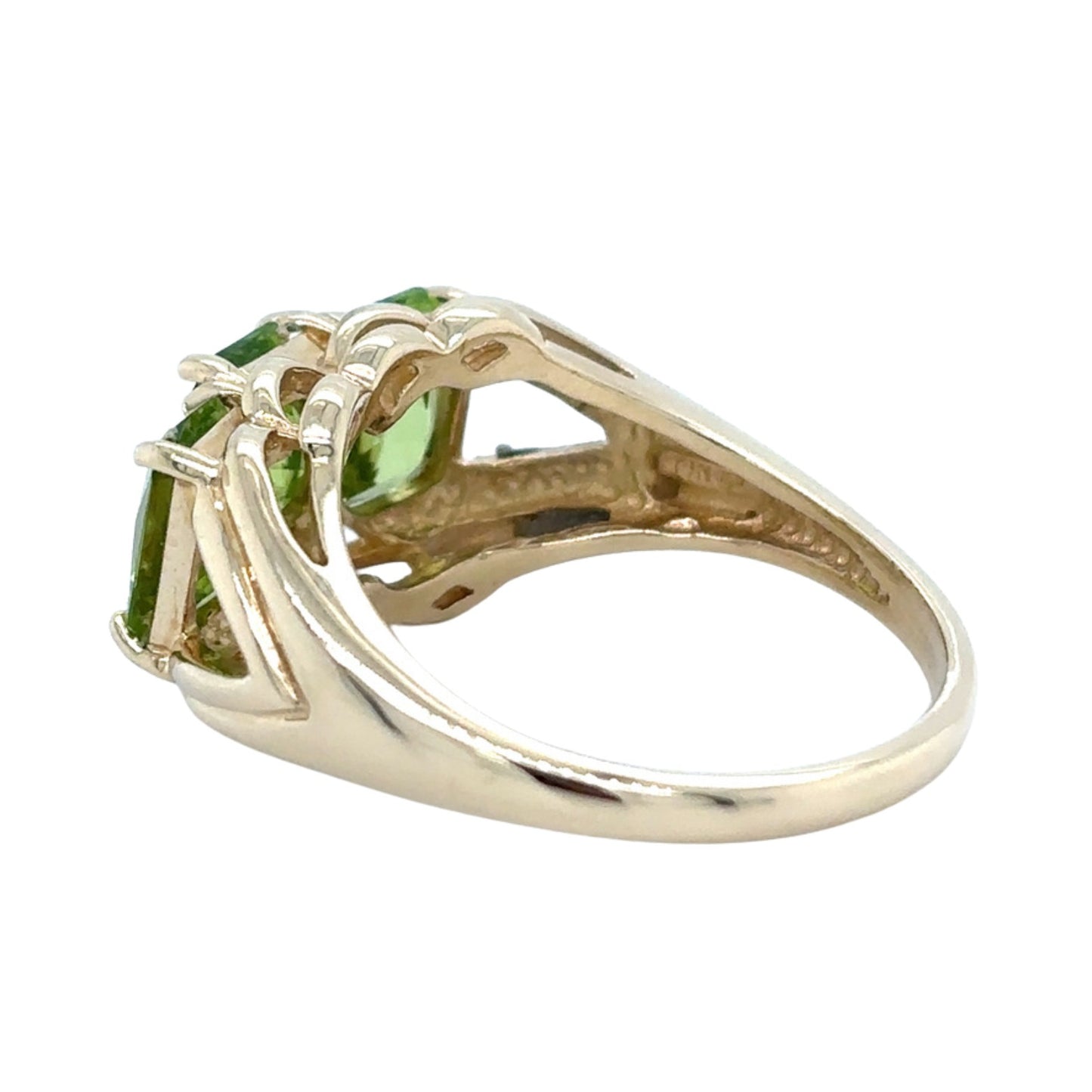 14k Yellow Gold Peridot Trio Size 8 Ring 4.9g