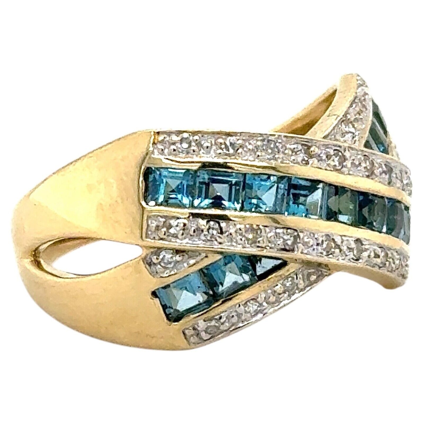 14k Yellow Gold Blue Topaz and 1/10ctw Diamond Ring 6.2g Size 9