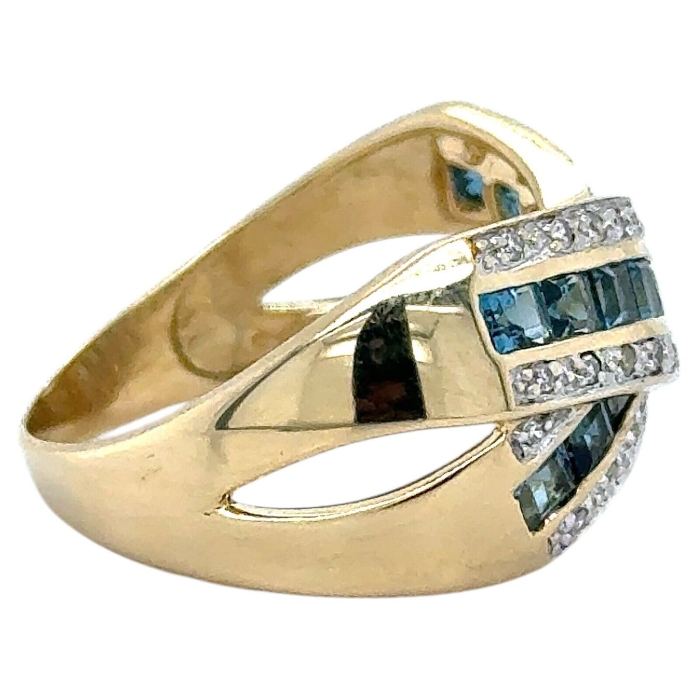 14k Yellow Gold Blue Topaz and 1/10ctw Diamond Ring 6.2g Size 9