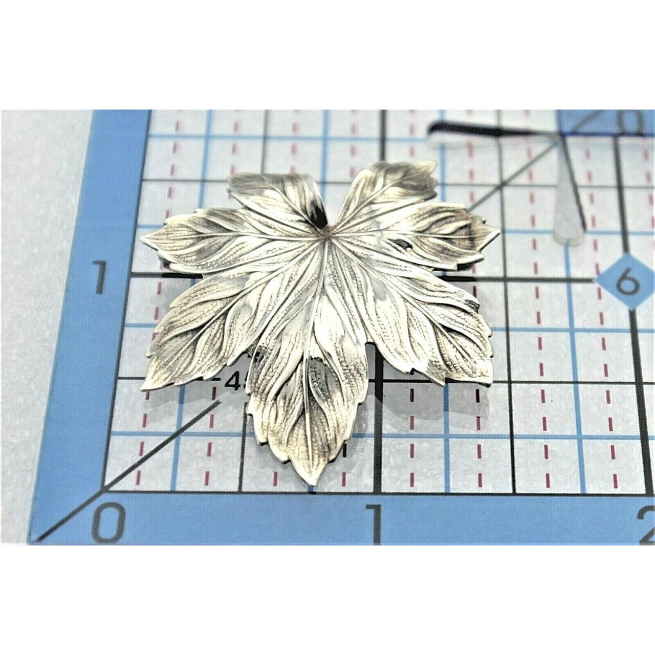 Vintage Leaf Brooch .925 Sterling Silver 4.2g