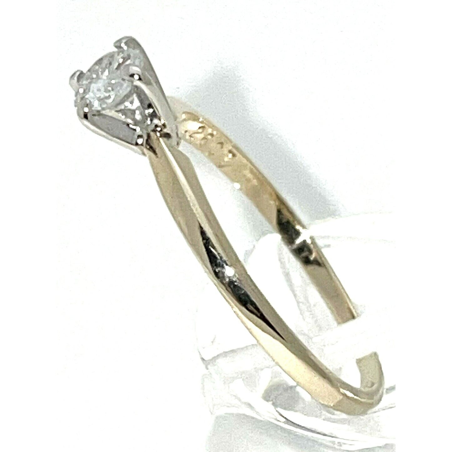 Elegant 1/4ct Diamond Solitaire Engagement Ring 14K Yellow Gold SI2 Clarity Size 6