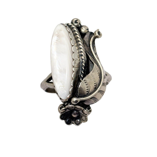 Vintage Southwestern 925 Sterling Silver Mother of Pearl Ring Size 10.5 Oval