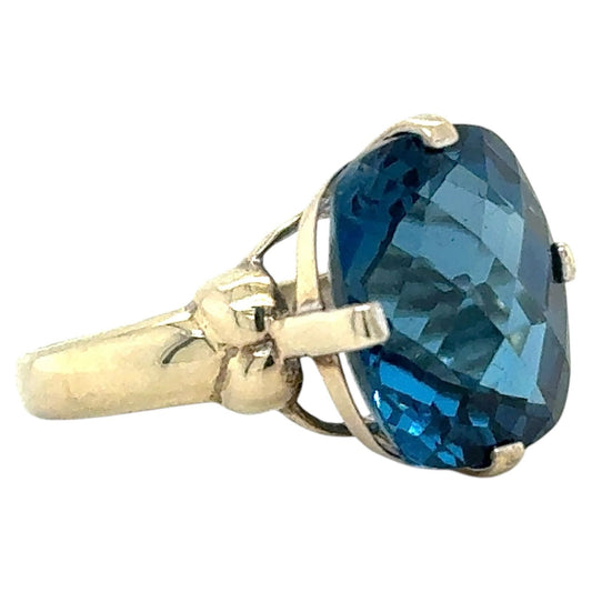 Blue Topaz Solitaire Ring  10k White Gold 4.7g Size 6.25