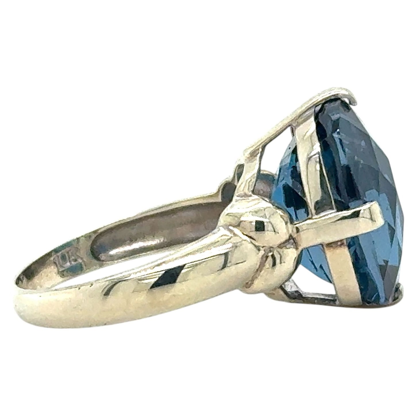 Blue Topaz Solitaire Ring  10k White Gold 4.7g Size 6.25