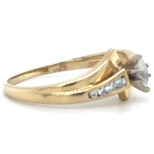 14k Yellow Gold 1/3ctw Diamond Solitaire and Accents Ring 3.1g Size 9.5