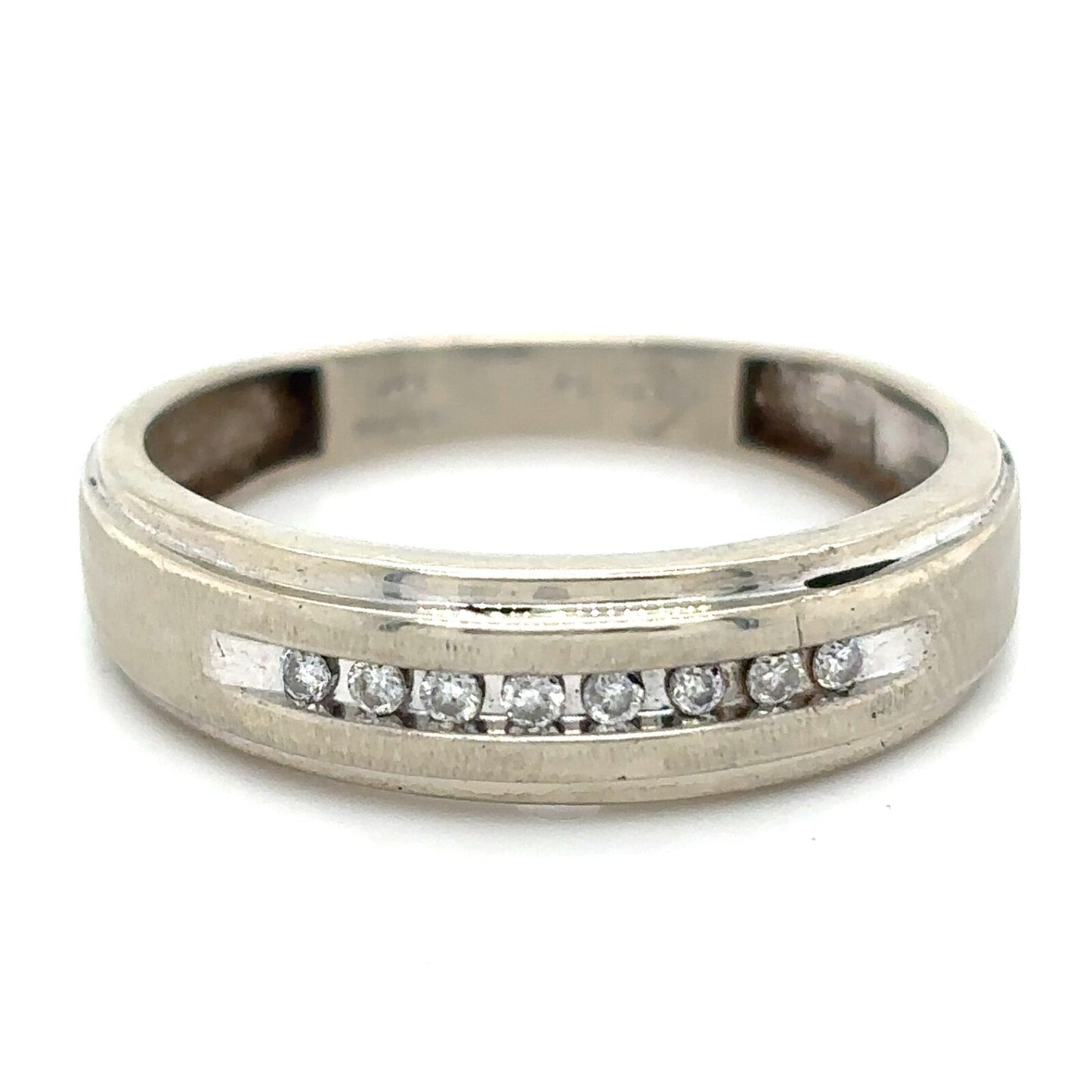 10k White Gold 1/10ctw Diamond Wedding Band 2.6g Size 10.25