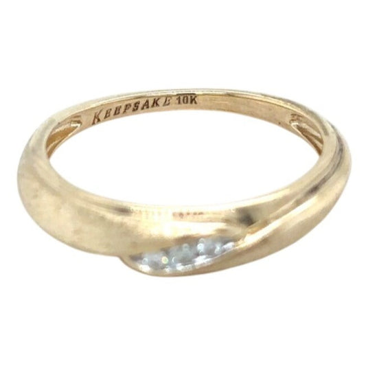 10k Yellow Gold Diamond Trio Accent Size 7 Ring 1.7g