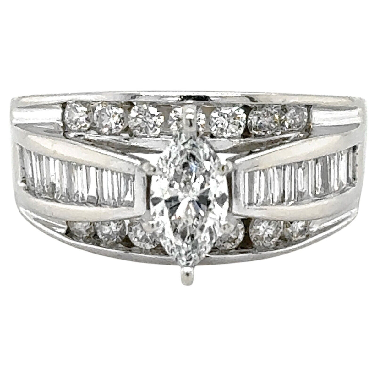 Diamond 14k White Gold Wedding Ring 9.8g Size 9.5