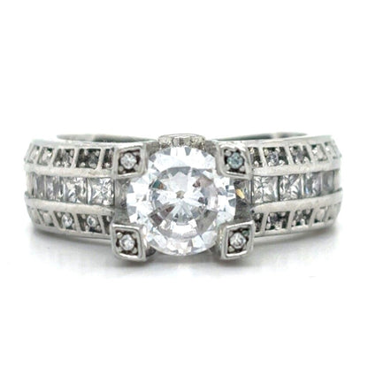 .925 Sterling Silver Size 7.75 Cubic Zirconia Ring 7.1g