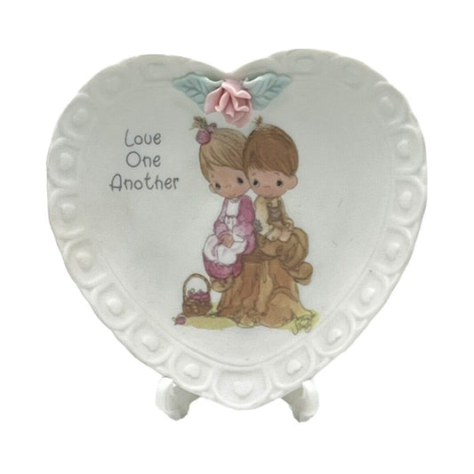 Precious Moments Porcelain Plate Love One Another