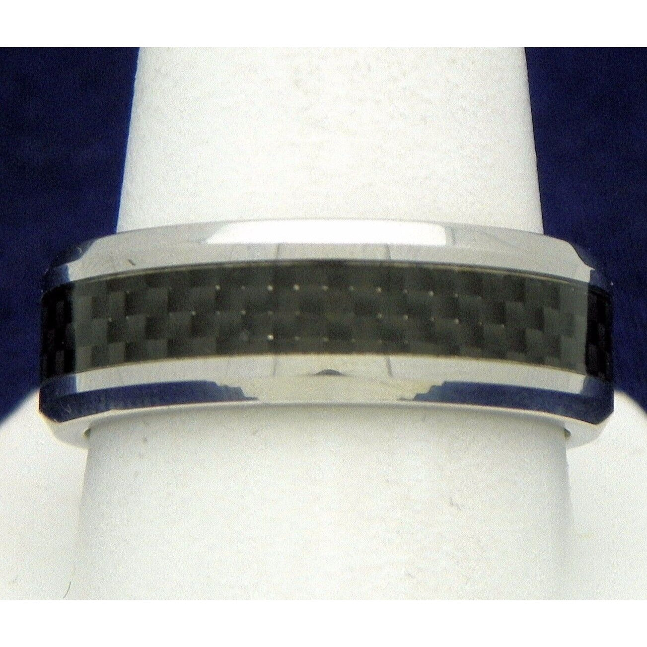Dura Cobalt 8 mm Beveled-Edge Band With Black Carbon Fiber Inlay Size 10.5