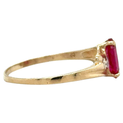 Created Ruby Solitaire & Diamond 10k Yellow Gold Ring 1.3g Size 8.25