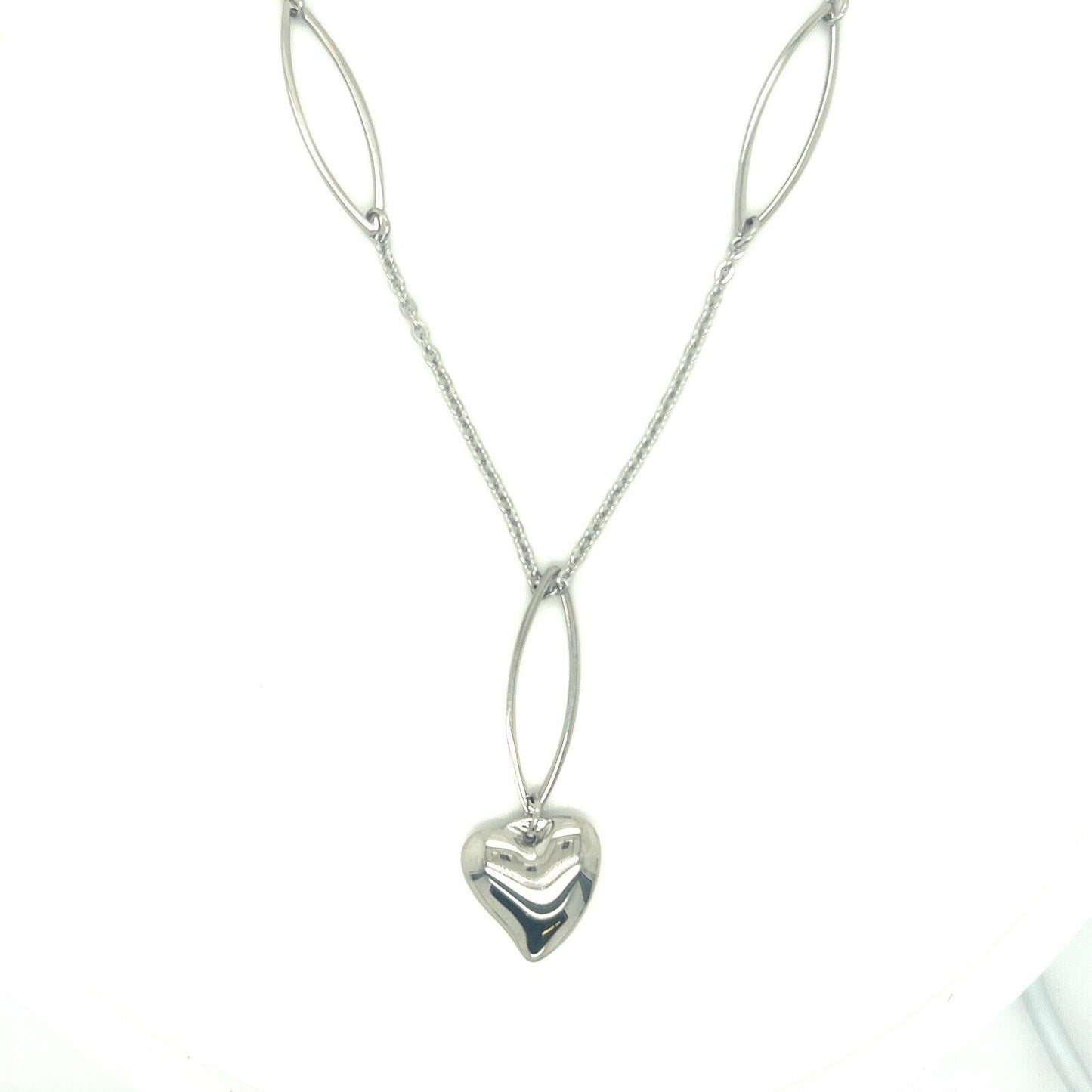 CHISEL Stainless Steel Heart Pendant Necklace With Oval Link Chain In Original Box