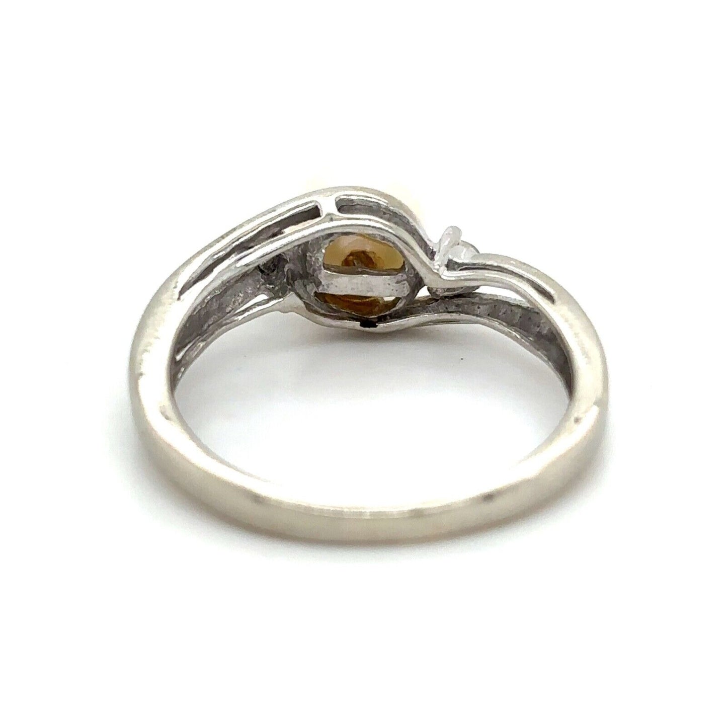10K White Gold Pearl & Diamond Ring  2.1g Size 5.5