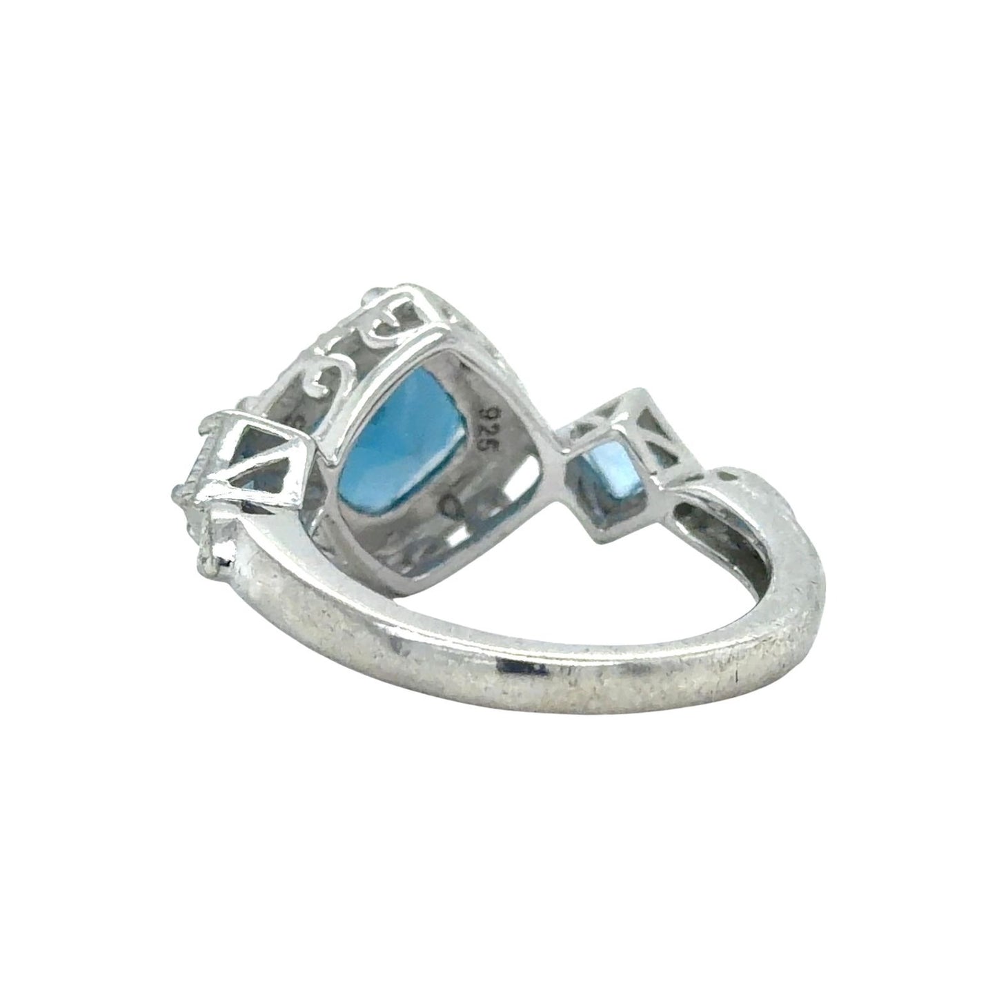 Blue Topaz Sterling Silver Ring 4.4g Size 6.75