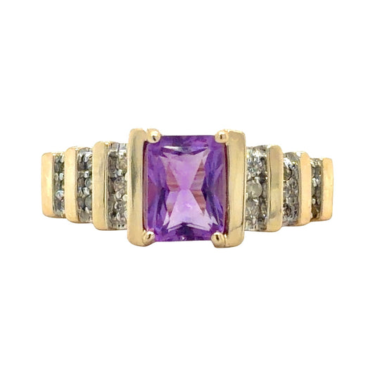 Amethyst & 1/10ct Diamond 10k Yellow Gold Ring 4.1g Size 6.75