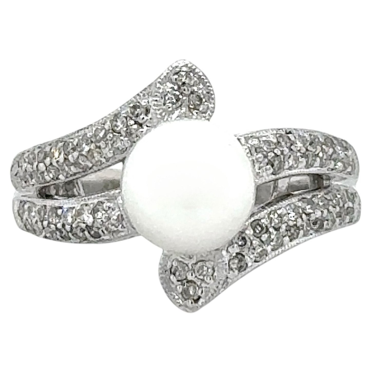 14k White Gold 8mm Pearl & 1/3ctw Diamond 6.4g Size 6.25 Ring