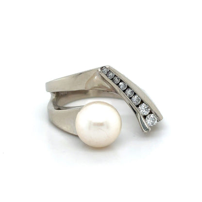 14K White Gold Ring W/ Pearl & 1/10ctw Diamonds 7.0g Size 6