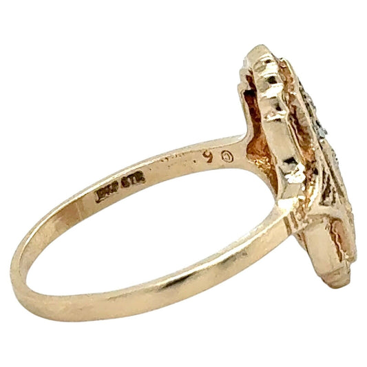 Vintage 10k Yellow Gold with Diamond Accent Size 7 Ring 2.4g