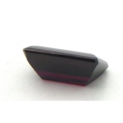 9ct MOZAMBIQUE RHODOLITE 10mm X 14mm EMERALD CUT STONE