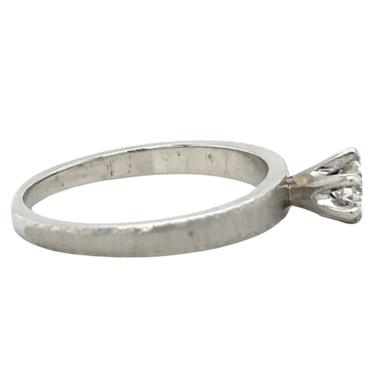 14k White Gold 1/6ctw Diamond Solitaire Size 5 Ring 2.0g (SI1-2,G-I)