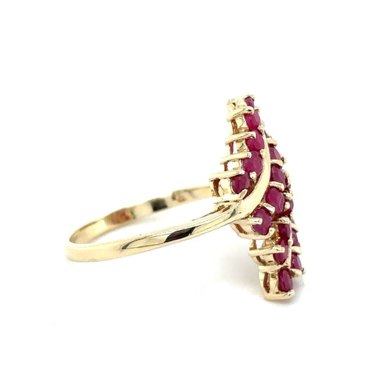 10k Yellow Gold Ruby Cluster Ring 3.9g Size 9.75
