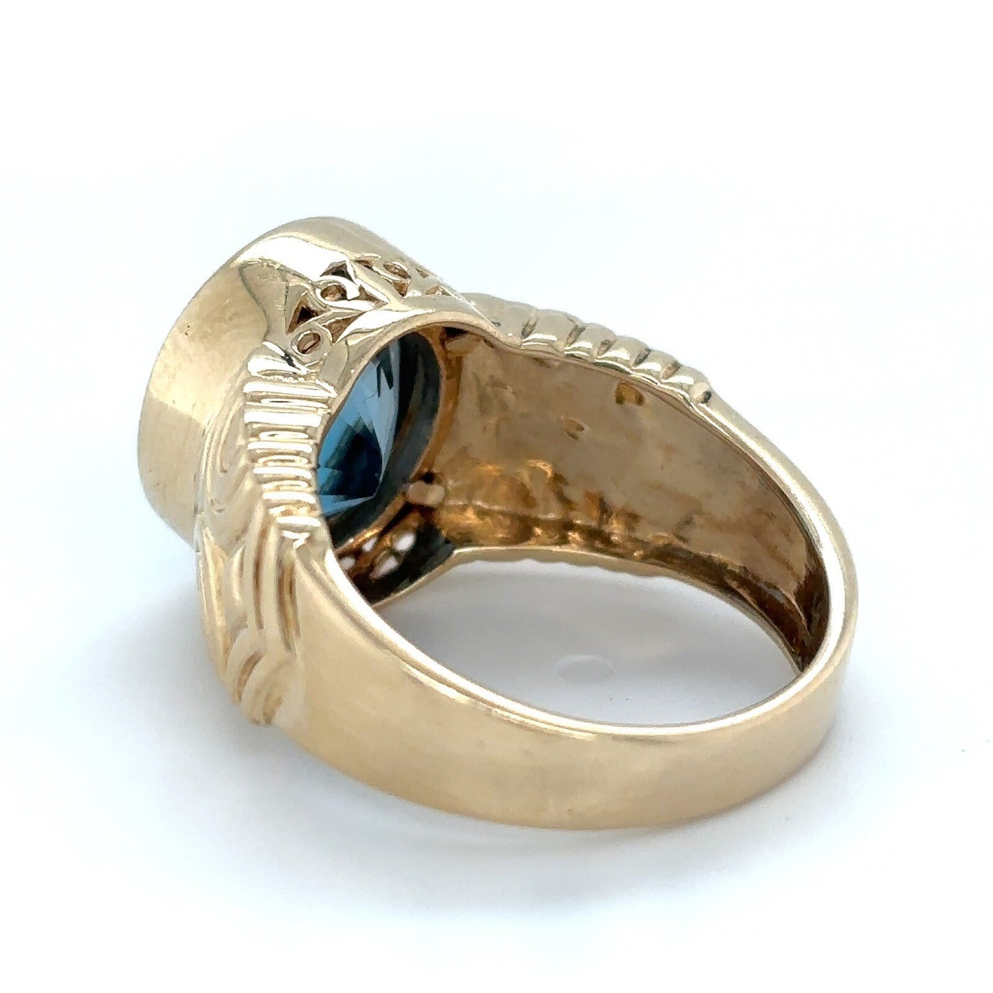London Blue Topaz 14K Yellow Gold Ring With Intricate Design Size 7 7.7g Elegant Jewelry Piece