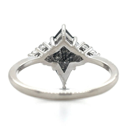 Rutilated Quartz & Diamonds 18k White Gold Ring 2.7g Size 6.5