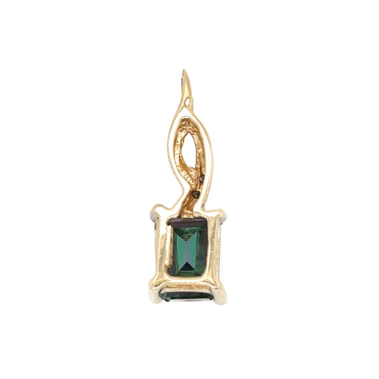 10k Yellow Gold Solitaire Mystic Topaz and Diamond Accented Pedant 1.8 g
