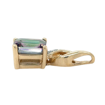 10k Yellow Gold Solitaire Mystic Topaz and Diamond Accented Pedant 1.8 g