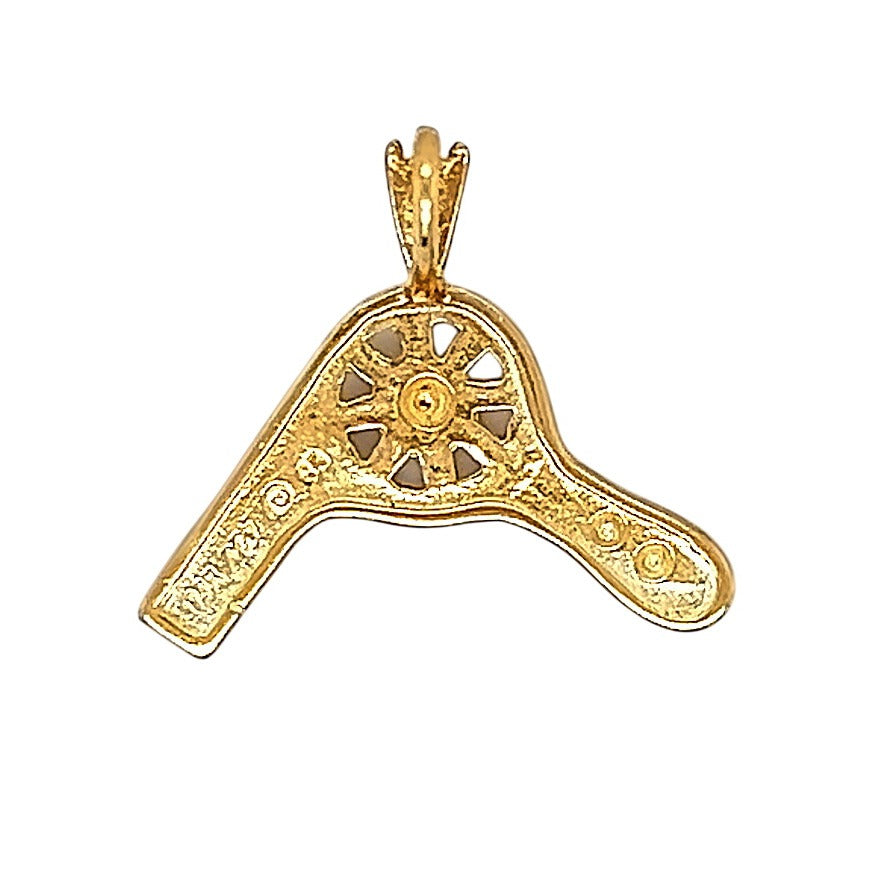 14K Gold Hair Dryer Blow Dryer Design Pendant 1.1g