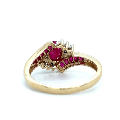 10k Yellow Gold Size 7 Red Ruby Birthstone Diamond Accents Ring 2.2g