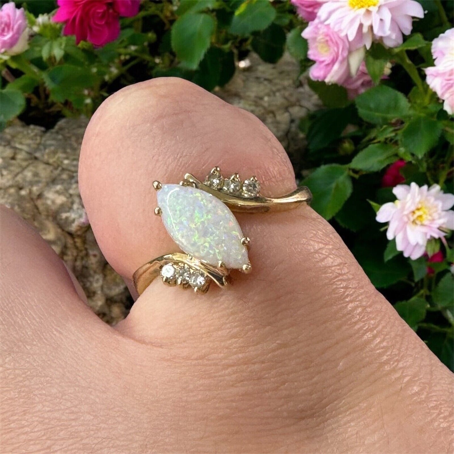 Marquise Opal & Diamonds 14K Yellow Gold Ring 3.5g Size 10.5