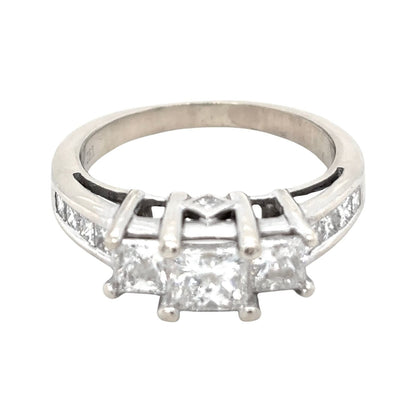 14k White Gold 1.68 ctw Diamond Size 6.25 Ring 4.5g