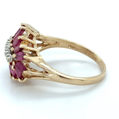 10K Yellow Gold Ruby & Diamond Ring 4.2g Size 7.25